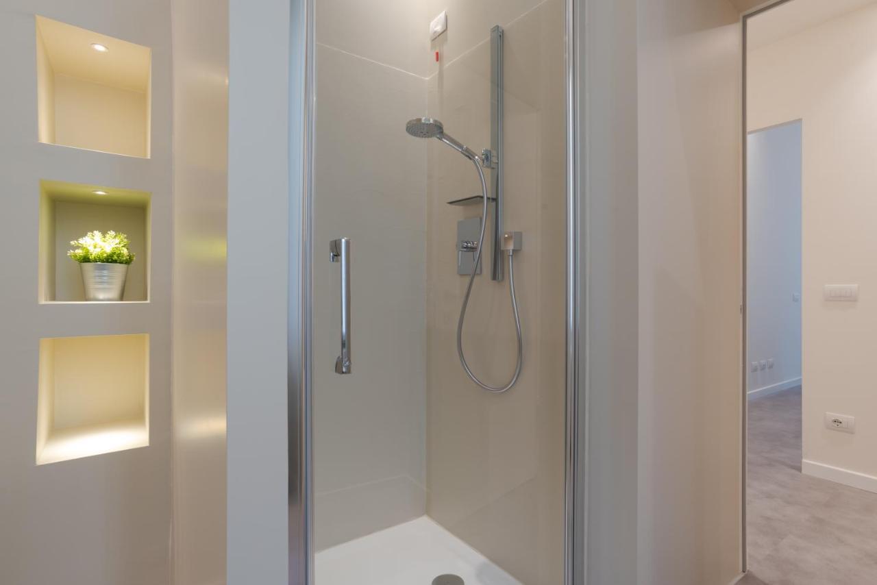 Suite Del Vescovo - By Myhomeincomo Exteriör bild