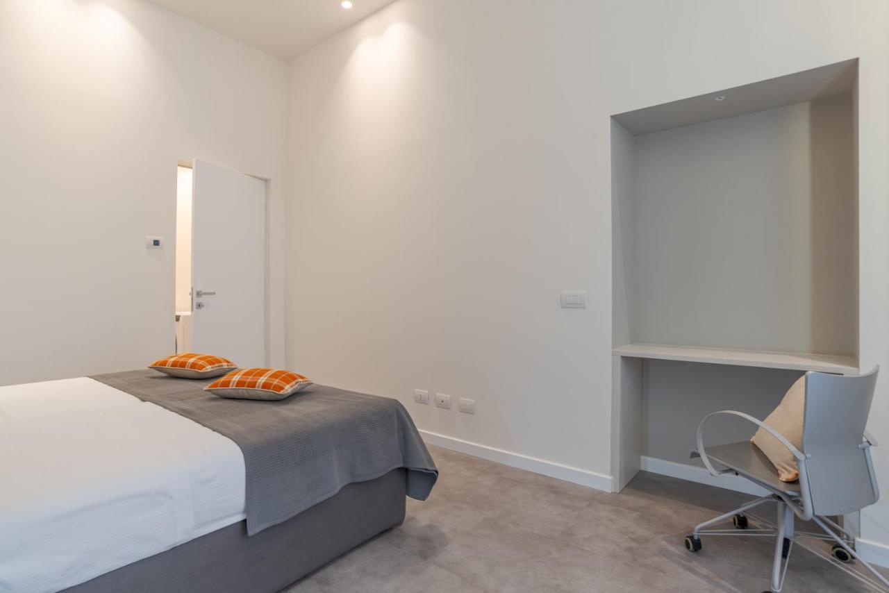 Suite Del Vescovo - By Myhomeincomo Exteriör bild