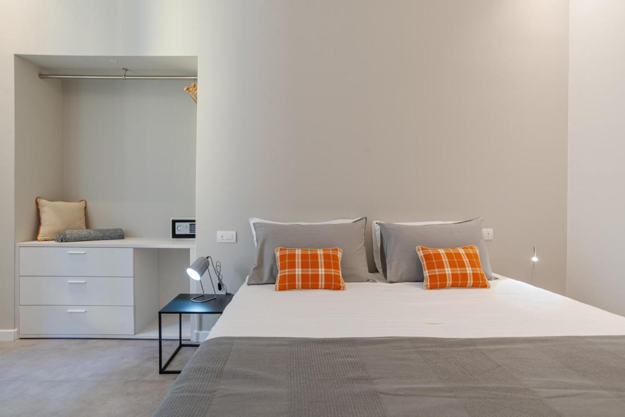 Suite Del Vescovo - By Myhomeincomo Exteriör bild